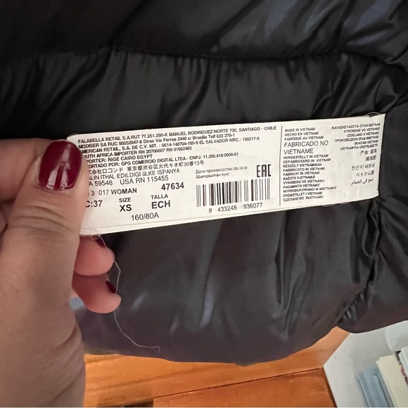 Mango Coat with Detachable Faux Fir Hood - Picture 4 of 6